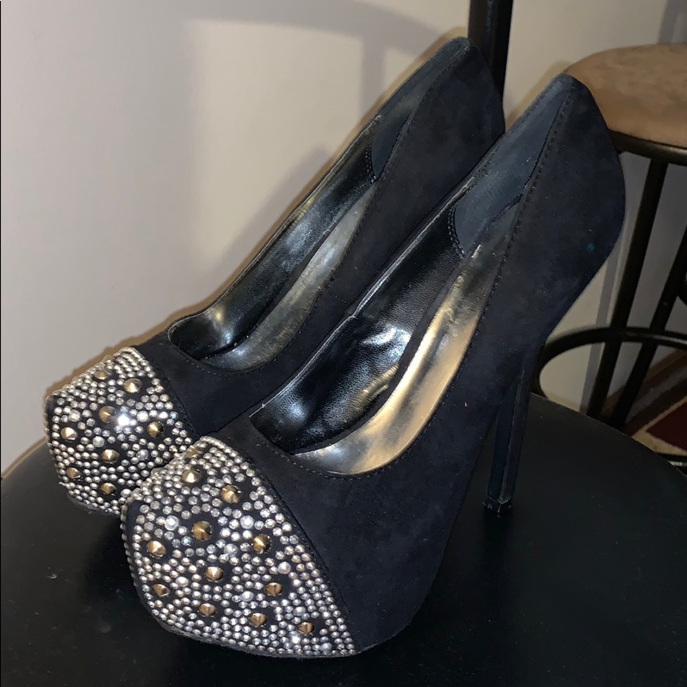 Black heels W/ Rhinestone top